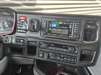Scania R520 V8 6x4 / RETARDER / HYDRAULIC / 75 T